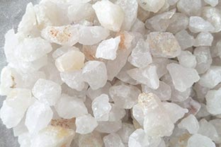 石英砂除鐵應該如何選擇磁選設備？